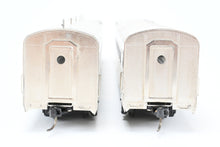 Load image into Gallery viewer, HO Brass Soho SP - Southern Pacific No. 2457 Articulated Coach Corrugated Side