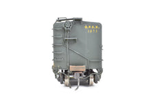 Load image into Gallery viewer, HO Brass OMI - Overland Models, Inc. Various Roads 40'6" GPEX 1073 Pfaudler Milk Tank Car Lighted CP