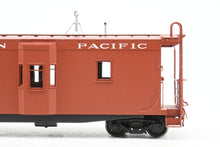 Load image into Gallery viewer, HO Brass W&R Enterprises NP - Northern Pacific 36' Bay Window Caboose "AB" Brakes Version 3 Factory Painted Mineral Red No. 1591