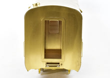 Load image into Gallery viewer, O Brass Sunset Models NYC - New York Central Dormitory Lounge with Trucks
