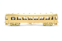 Load image into Gallery viewer, HO Brass GHB International Inc. IT - Illinois Terminal "Peoria Limited" Powered Coach