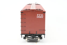 Load image into Gallery viewer, Gauge 1 - 1:32nd Scale Brass Eastern Railways PFE - Pacific Fruit Express R-30-12 Reefer Factory Painted Road Number 15922 No. 27 of 45