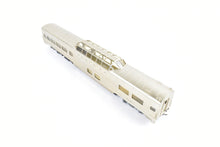 Load image into Gallery viewer, HO Brass Lambert ATSF - Santa Fe Pullman Standard Dome Lettered