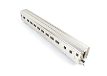 Load image into Gallery viewer, HO Brass Oriental Limited WP/D&RGW/CB&Q California Zephyr Coach "Silver Maple"
