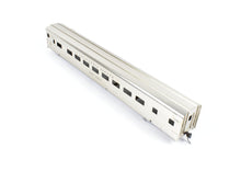 Load image into Gallery viewer, HO Brass Oriental Limited WP/D&RGW/CB&Q California Zephyr Coach "Silver Maple"