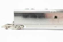Load image into Gallery viewer, HO Brass CON Oriental Limited CB&Q - Burlington Route Nebraska Zephyr 5-Car Articulated Consist