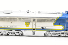 Load image into Gallery viewer, HO Brass OMI - Overland Models Inc. D&H - Delaware & Hudson ALCO PA-1 Pro-Finished No. 17 (Ex AT&SF)