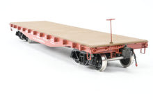 Load image into Gallery viewer, Gauge 1 - 1:32nd Scale Brass Eastern Railways PCC&StL - Pittsburgh Cincinnati Chicago and St. Louis Railroad FM Flat Car Factory Painted Road Number 15087 No. 33 of 50