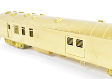 Load image into Gallery viewer, HO Brass TCY - The Coach Yard SP - Southern Pacific Harriman Baggage-RPO #5069 San Joaquin Daylight