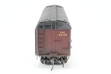 Load image into Gallery viewer, HO Brass Alco Models PRR - Pennsylvania Railroad R-50B Express Reefer Custom Painted & Weathered No. 2839