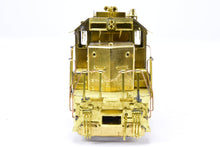 Load image into Gallery viewer, HO Brass OMI - Overland Models Inc. ATSF - Santa Fe EMD SD40U #5000-5019 W/ Smoke Deflectors, W/ Extended Range Dynamic Brakes (Early Housing)