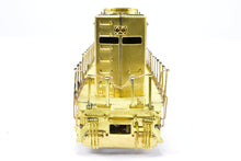 Load image into Gallery viewer, HO Brass OMI - Overland Models Inc. ATSF - Santa Fe EMD SD40U #5000-5019 W/ Smoke Deflectors, W/ Extended Range Dynamic Brakes (Early Housing)