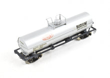 Load image into Gallery viewer, HO Brass PSC - Precision Scale Co. 11,141 Gallon Tank Car Painted Silver Dupont GATX 60644