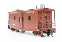 Load image into Gallery viewer, HO Brass OMI - Overland Models, Inc. NP - Northern Pacific Wood Bay Window Caboose FP No. 1558