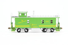 Load image into Gallery viewer, HO Brass DVP - Division Point IT - Illinois Terminal Round Roof Caboose FP No. 963