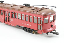 Load image into Gallery viewer, HO Brass Suydam PE - Pacific Electric "Hollywood Car" Original Style Center Entrance Custom Painted No. 712