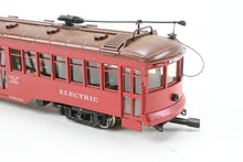 Load image into Gallery viewer, HO Brass Suydam PE - Pacific Electric "Hollywood Car" Original Style Center Entrance Custom Painted No. 712