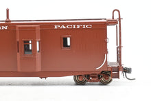 Load image into Gallery viewer, HO Brass OMI - Overland Models, Inc. NP - Northern Pacific Wood Bay Window Caboose FP No. 1558