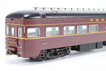 Load image into Gallery viewer, HO Walthers PRR - Pennsylvania Railroad 1960’s Broadway Limited P-S “View Series” Observation Car w/ Large Tail Sign