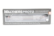 Load image into Gallery viewer, HO Walthers PRR - Pennsylvania Railroad ACF P85B Coach Lighted No. 4071