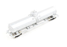 Load image into Gallery viewer, HO Brass PSC - Precision Scale Co. 16,000 Gallon Tank Car Painted Silver