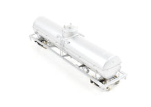 Load image into Gallery viewer, HO Brass PSC - Precision Scale Co. 16,000 Gallon Tank Car Painted Silver