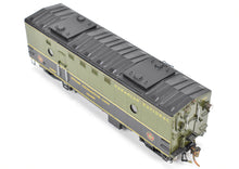 Load image into Gallery viewer, HO Brass CON OMI - Overland Models, Inc. CNR - Canadian National Railway Steam Heater Car Custom Painted No. 15489