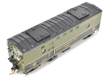 Load image into Gallery viewer, HO Brass CON OMI - Overland Models, Inc. CNR - Canadian National Railway Steam Heater Car Custom Painted No. 15489