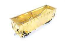 Load image into Gallery viewer, O Brass U.S. Hobbies Various Roads Offset Side Twin Hopper w/Trucks
