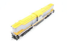 Load image into Gallery viewer, HO NEW Brass DVP - Division Point SSW - Cotton Belt Baldwin Center Cab Diesel DT-6-6-2000 F/P No. 260 w/ ESU LokSound DCC and Sound