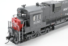 Load image into Gallery viewer, HO Bowser "Executive Line" SP - Southern Pacific Alco C630M FP No. 3150 w/ SoundTraxx Tsunami DCC and Sound