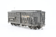 Load image into Gallery viewer, HOn3 Blackstone Models D&RGW - Denver & Rio Grande Western 30' Stock Car Flying Grande No. 5508