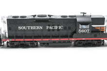 Load image into Gallery viewer, HO Walthers Proto SP - Southern Pacific EMD GP9 Phase II FP No. 5607 w/ ESU LokSound V5 DCC and Sound