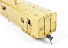 Load image into Gallery viewer, HO Brass NPP - Nickel Plate Products MILW - Milwaukee Road "Hiawatha" Branchline Baggage/RPO Coach