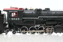 Load image into Gallery viewer, HO Brass W&R Enterprises NP - Northern Pacific Class Z-3 2-8-8-2 Version 3 Factory Painted No. 4025
