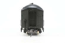 Load image into Gallery viewer, HO Brass PSC - Precision Scale Co. SP - Southern Pacific Harriman "Common Standard" 40' Full RPO Class 40-P-1 Factory Painted 4240