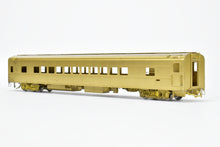 Load image into Gallery viewer, HO Brass Cascade Models GN - Great Northern 44-Seat Chair Car #1000-1007 (Ex. Union Pacific ACF 5450-5487 Series)