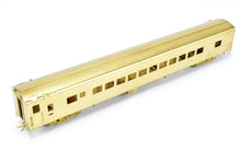 Load image into Gallery viewer, HO Brass Cascade Models GN - Great Northern 44-Seat Chair Car #1000-1007 (Ex. Union Pacific ACF 5450-5487 Series)