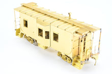 Load image into Gallery viewer, HO Brass Oriental Limited L&N - Louisville & Nashville Steel Caboose w/ Roof walk