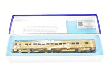 Load image into Gallery viewer, HO Brass Cascade Models GN - Great Northern 44-Seat Chair Car #1000-1007 (Ex. Union Pacific ACF 5450-5487 Series)