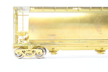 Load image into Gallery viewer, O Brass OMI - Overland Models, Inc. UP - Union Pacific CH-90-5 Cylindrical Covered Hopper