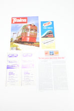 Load image into Gallery viewer, HO ConCor CNS&M - North Shore Line "Electroliner" 4-Car Set Train No. 1 Units 801 - 802