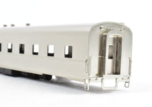 Load image into Gallery viewer, HO Brass Lambert PRR - Pennsylvania Railroad Broadway Limited Kitchen Dormitory