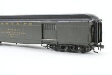 Load image into Gallery viewer, HO Brass CON TCY - The Coach Yard ATSF - Santa Fe Heavyweight Baggage Express ACF "Fishbelly" Underframe FP No.257 REBOXX