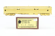 Load image into Gallery viewer, HO Brass W&R Enterprises NP - Northern Pacific Baggage Car Nos. 1500 - 1515