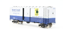 Load image into Gallery viewer, O Brass PSC - Precision Scale Co. B&O - Baltimore & Ohio AAR 40'Single Door Boxcar Factory Painted "Sentinel Service" No. 725748