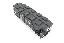 Load image into Gallery viewer, O Brass PSC - Precision Scale Co. N&W - Norfolk & Western HC-1 Covered Hopper Factory Painted No. 70446