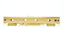 Load image into Gallery viewer, HO Brass The Palace Car Company MILW - Milwaukee Road Tap Lounge #160/61 Modified Version