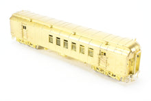 Load image into Gallery viewer, HO Brass Aurora Shops Ltd. CB&Q - Burlington HW 60' RPO/Railway Post Office Car