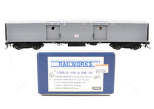 Load image into Gallery viewer, HO Brass Railworks LIRR - Long Island Railroad B-60b Baggage w/o Vents FP Grey